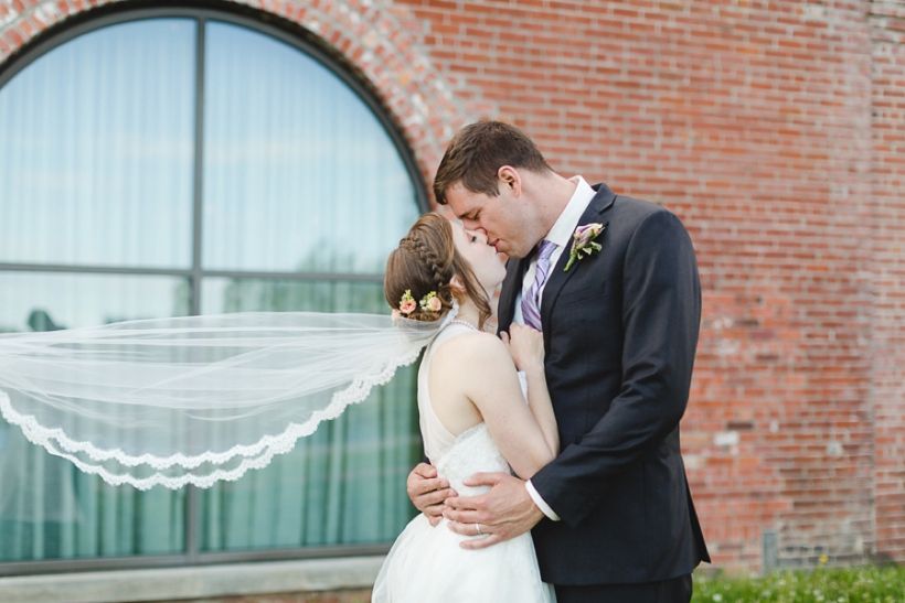 melissa-and-kevin-espace-canal-lisa-renault-photographe-mariage-montreal-wedding-photographer_0052