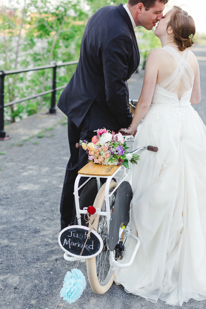 melissa-and-kevin-espace-canal-lisa-renault-photographe-mariage-montreal-wedding-photographer_0068