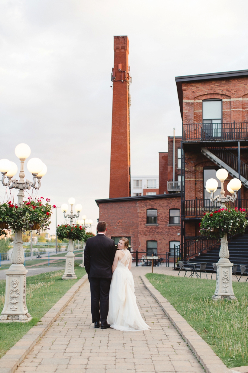 melissa-and-kevin-espace-canal-lisa-renault-photographe-mariage-montreal-wedding-photographer_0094