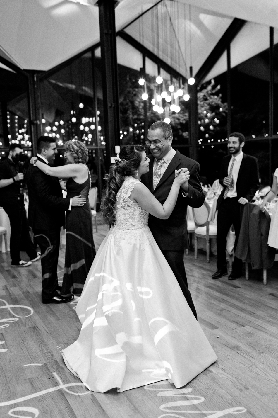 Tala-and-Arya-Lisa-Renault-Photographie-La-Toundra-Montreal-Wedding-Photographer_0108.jpg