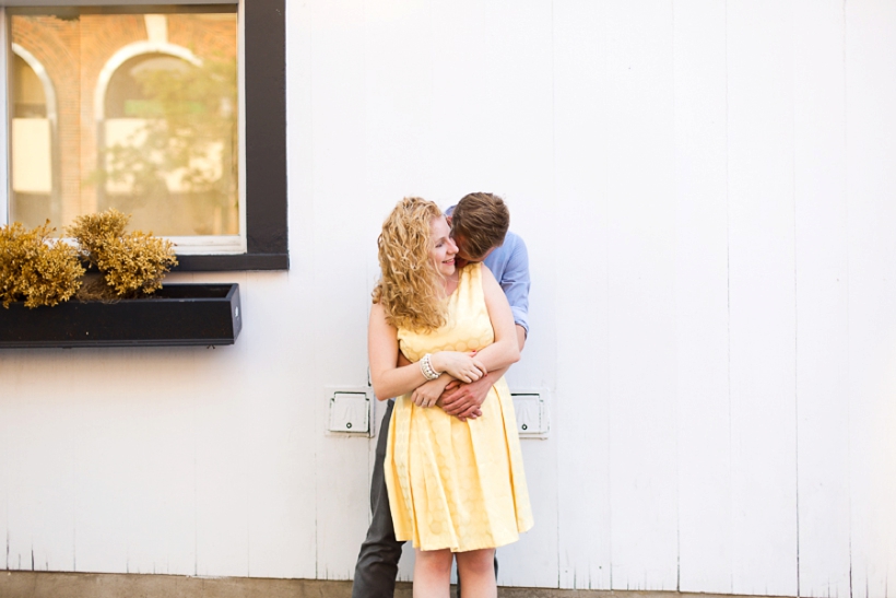 lisarenault-photographe-mariage-engagement-session-juliette-et-chocolat-montreal_0014.jpg