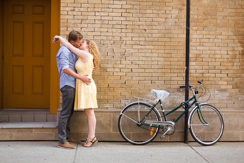 lisarenault-photographe-mariage-engagement-session-juliette-et-chocolat-montreal_0025.jpg