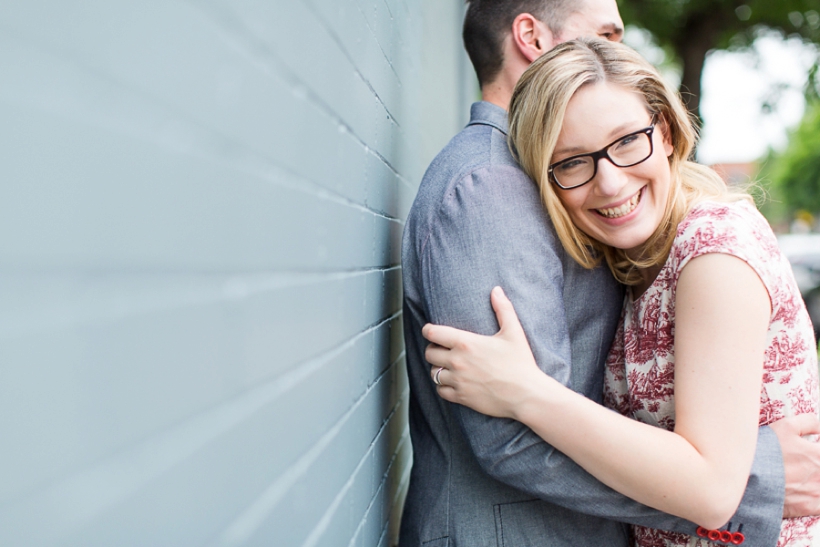 lisa-renault-photographe-engagement-montreal-dieu-du-ciel-avenue-laurier_0017.jpg