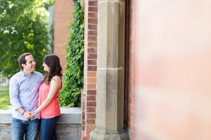 lisa-renault-photographe-montreal-john-abbott-college-engagement-session_0009.jpg