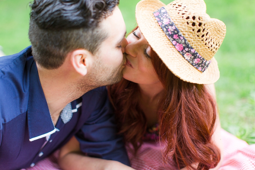 lisa-renault-photographe-montreal-seance-engagement-parc-du-mont-royal_0011.jpg