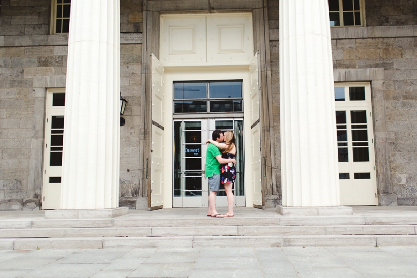 lisa-renault-photographe-montreal-seance-engagement-vieux-port_0011.jpg