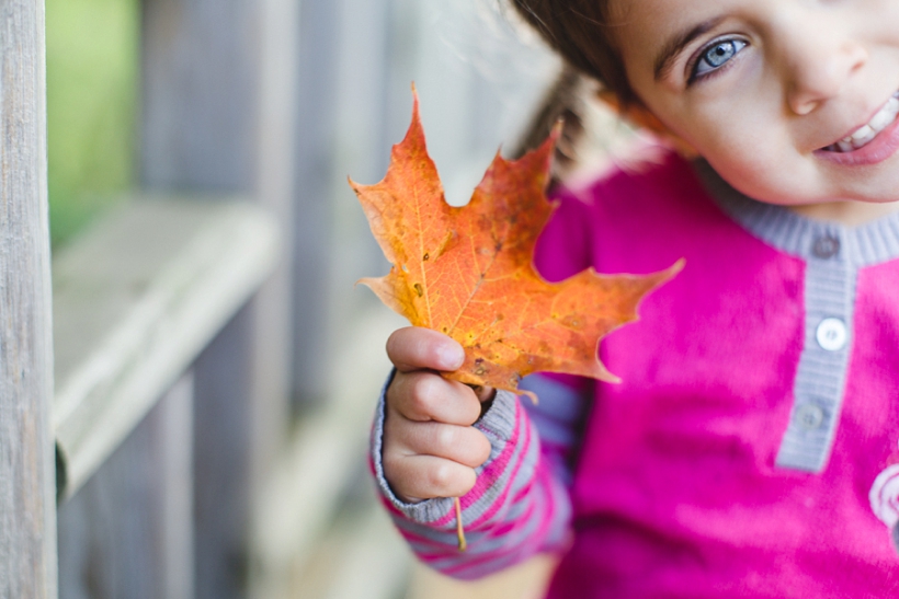 lisa-renault-photographe-famille-montreal-seance-automne-parc-national-du-mont-saint-bruno_0023.jpg