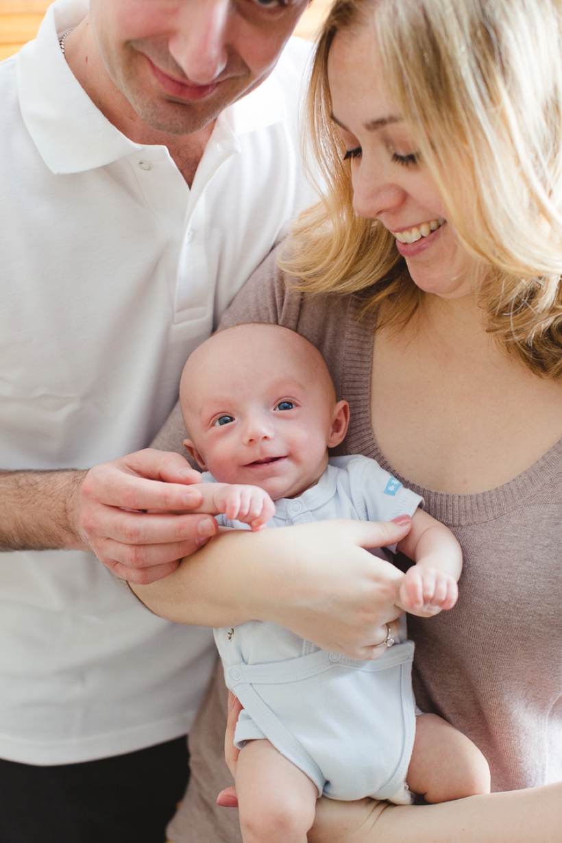 lisa-renault-photographe-montreal-seance-bebe-famille-a-lachine_0020.jpg