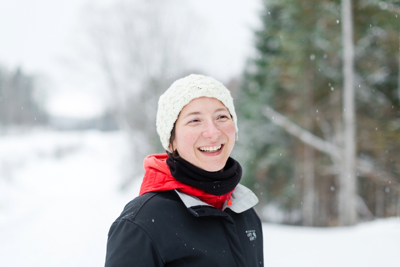 lisa-renault-photographe-montreal-seance-photo-de-couple-d-hiver-laurentides_0027.jpg