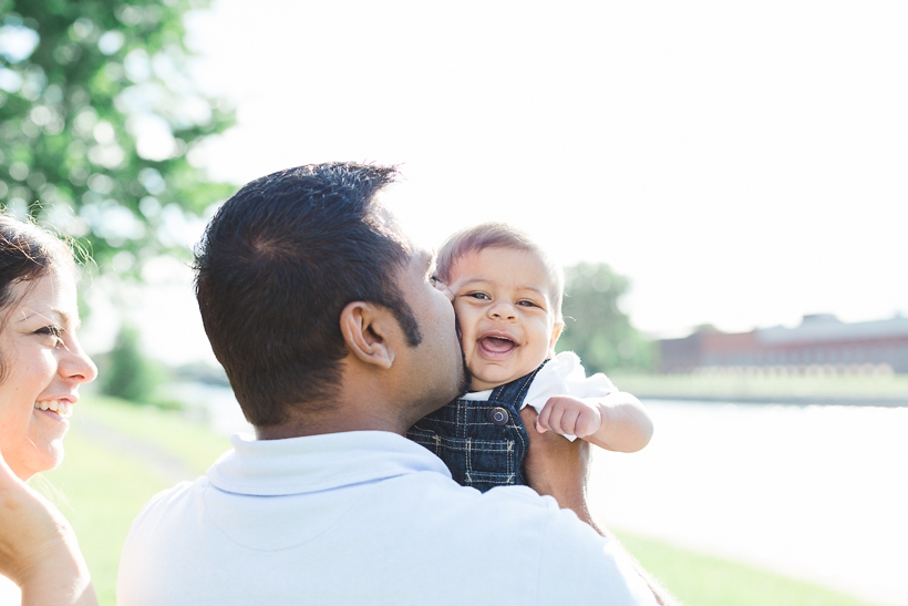 family-photo-session-lisa-renault-photographie-montreal-photographer_0016.jpg