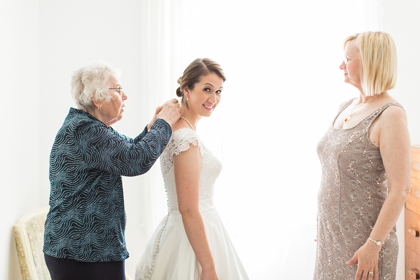 mariage-vilija-et-john-vieille-brasserie-lachine-lisa-renault-photographe-montreal-wedding-photographer_0011.jpg