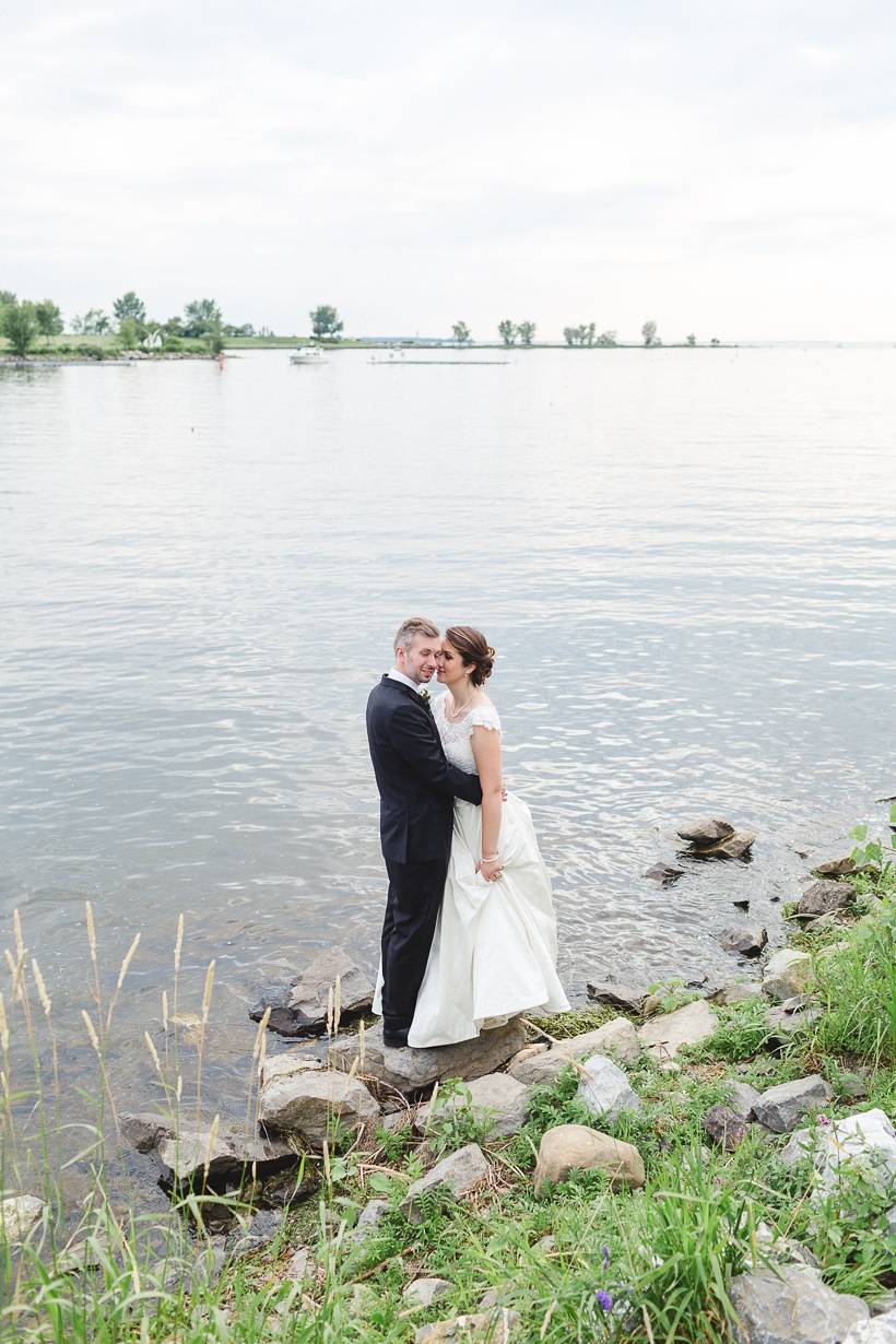 mariage-vilija-et-john-vieille-brasserie-lachine-lisa-renault-photographe-montreal-wedding-photographer_0054.jpg