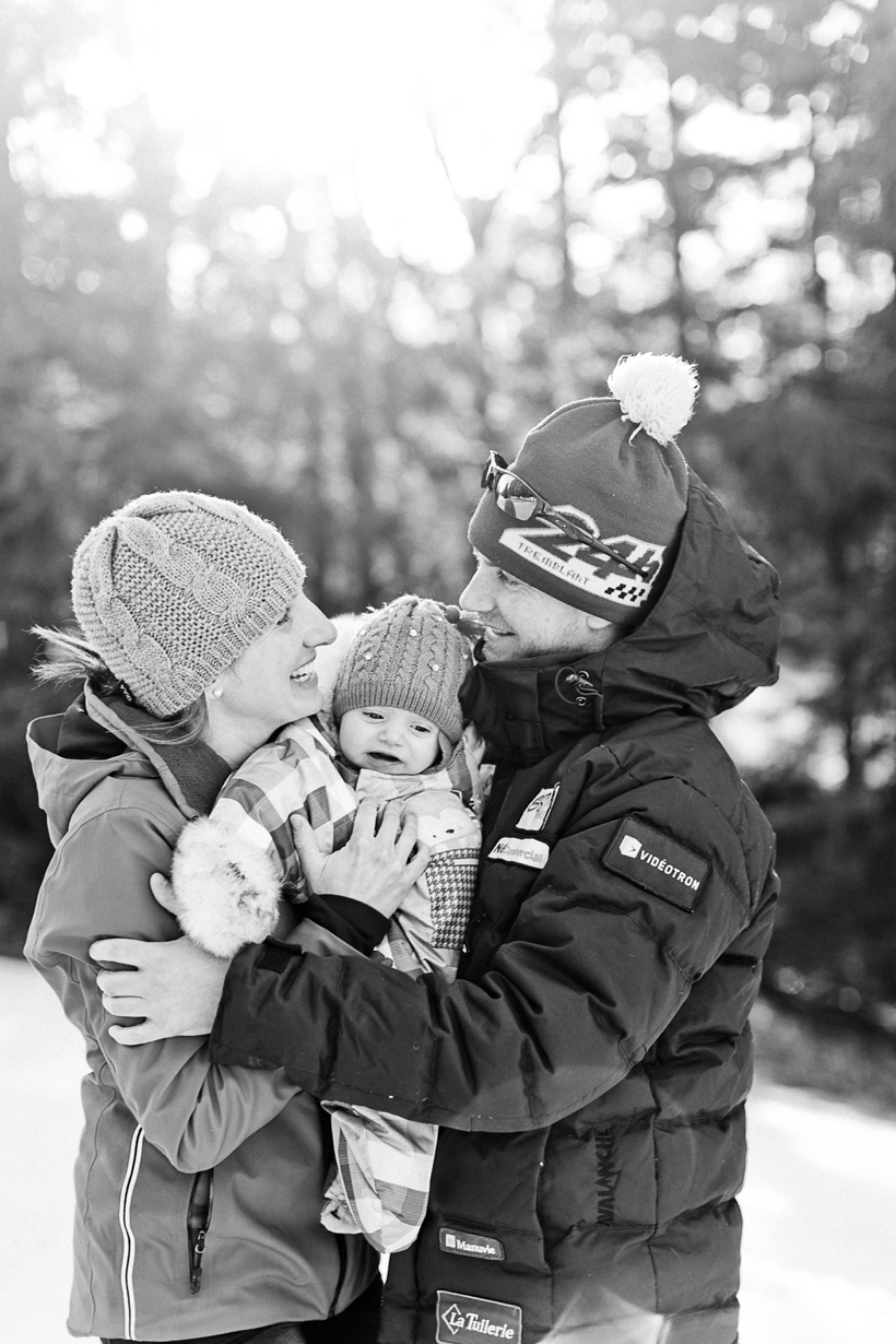 seance-fiancailles-engagement-session-mont-sutton-lisa-renault-photographie-montreal-photographer_0008.jpg