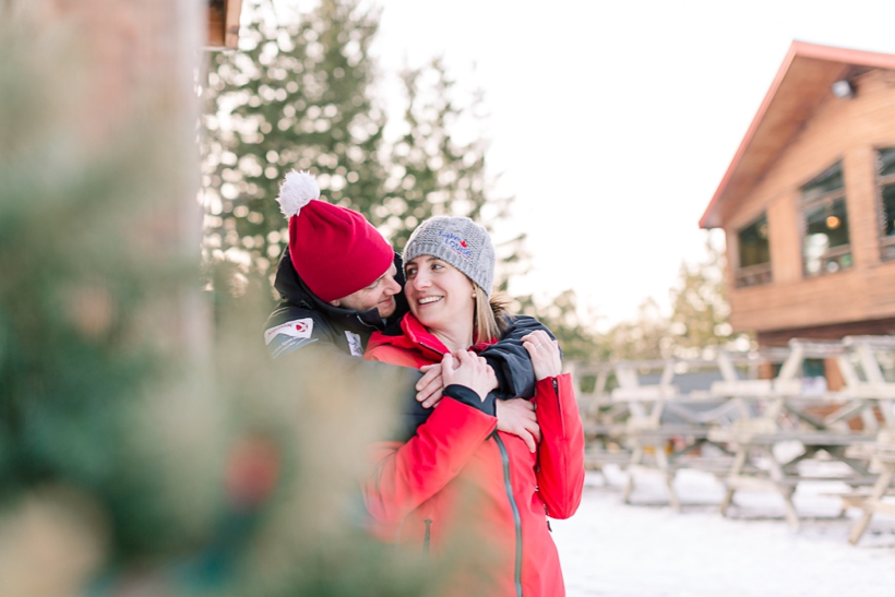 seance-fiancailles-engagement-session-mont-sutton-lisa-renault-photographie-montreal-photographer_0025.jpg