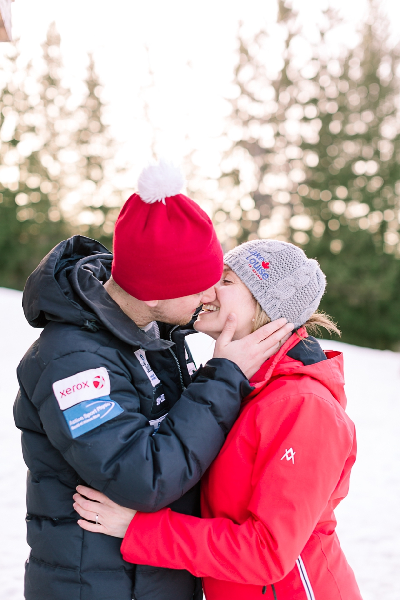 seance-fiancailles-engagement-session-mont-sutton-lisa-renault-photographie-montreal-photographer_0026.jpg