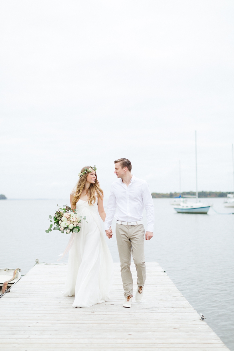 Sailboat-Elopement-Inspiration-Shoot-Lisa-Renault-Photographie-Montreal-Photographer_0024.jpg