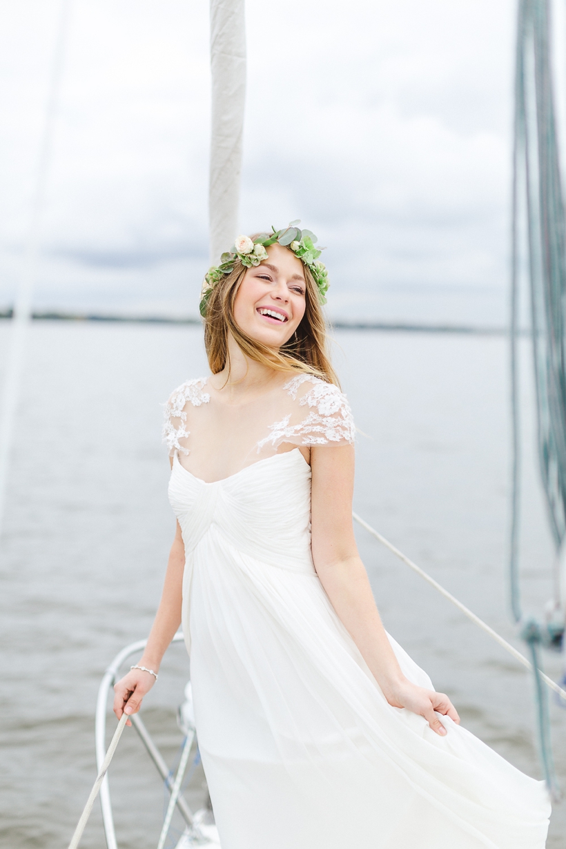 Sailboat-Elopement-Inspiration-Shoot-Lisa-Renault-Photographie-Montreal-Photographer_0051.jpg