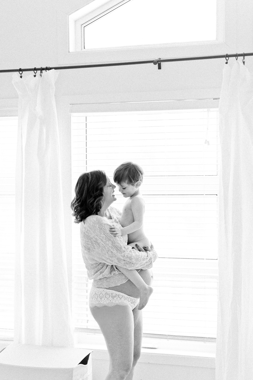 Seance-Photo-de-Maternite-Famille-Lisa-Renault-Photographie-Montreal-Photographer_0032.jpg
