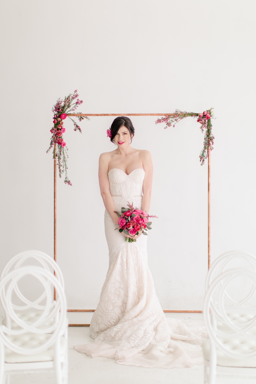 Sweet-pink-and-white-wedding-inspiration-Elegant-Wedding-Lisa-Renault-Photographie-Montreal-Photographer_0040.jpg