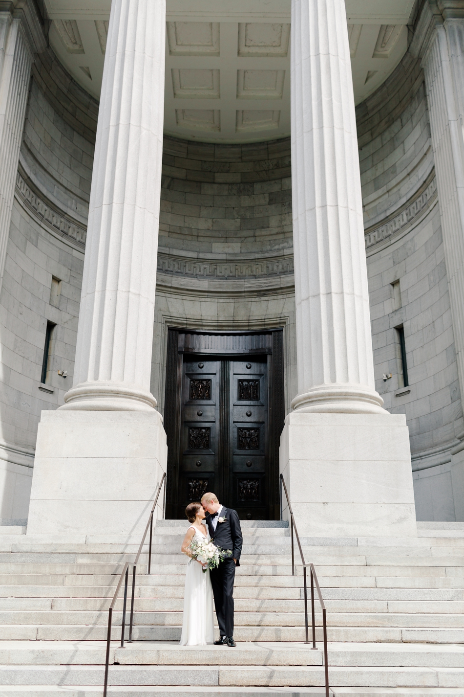 Stephanie-and-Rick-Lisa-Renault-Photographie-William-Gray-Hotel-Old-Montreal-Wedding-Photographer_0035.jpg