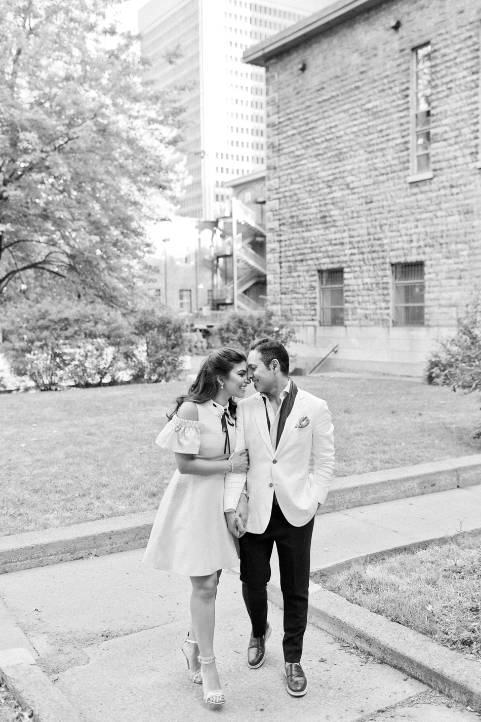 Mayse-and-Reza-Wedding-Anniversary-Shoot-Downtown-Montreal-Lisa-Renault-Photographie-Montreal-Photographer_0003.jpg
