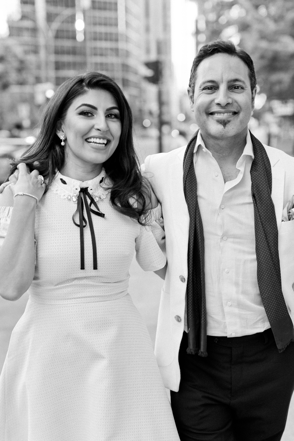 Mayse-and-Reza-Wedding-Anniversary-Shoot-Downtown-Montreal-Lisa-Renault-Photographie-Montreal-Photographer_0011.jpg