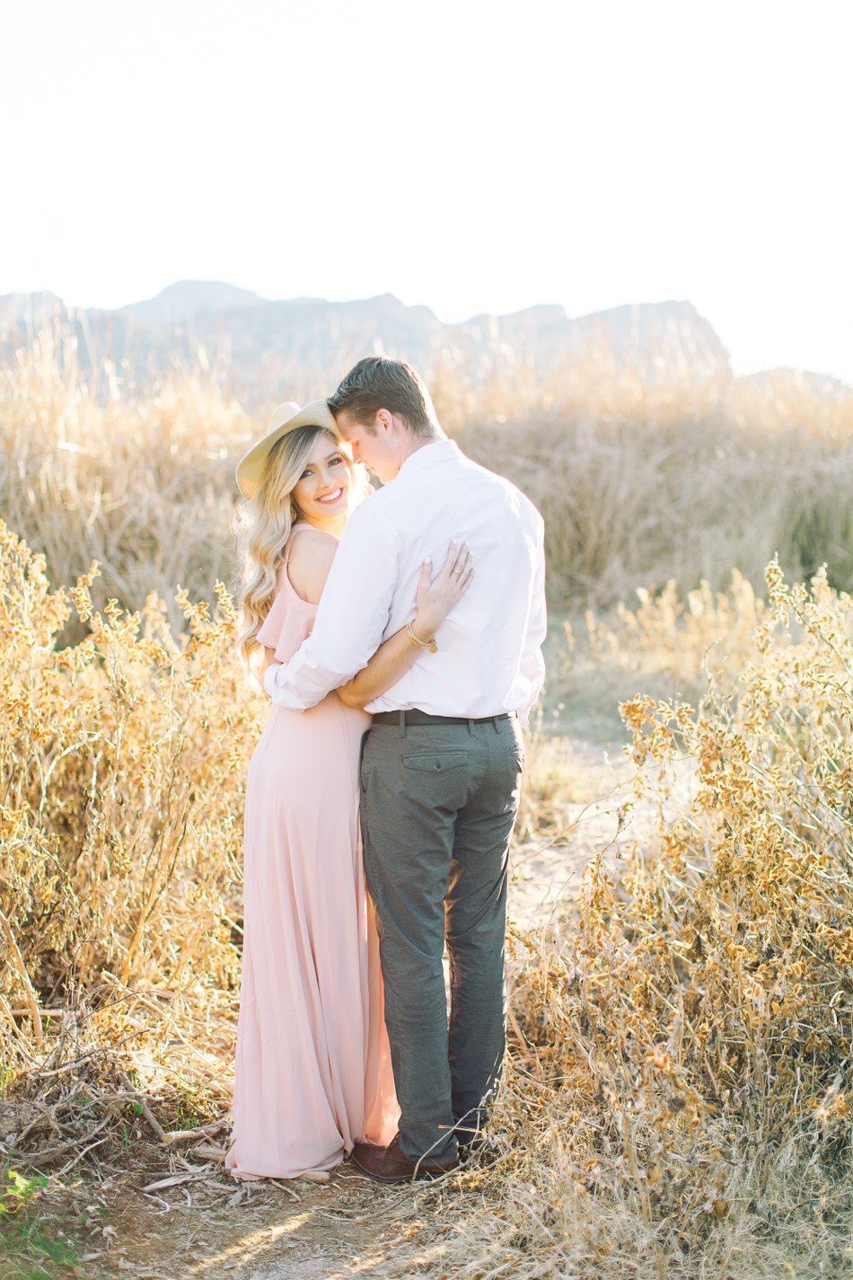 Jenna-and-Mike-Phoenix-Arizona-Engagement-Shoot-Lisa-Renault-Photographie-Destination-Wedding-Photographer_0020.jpg