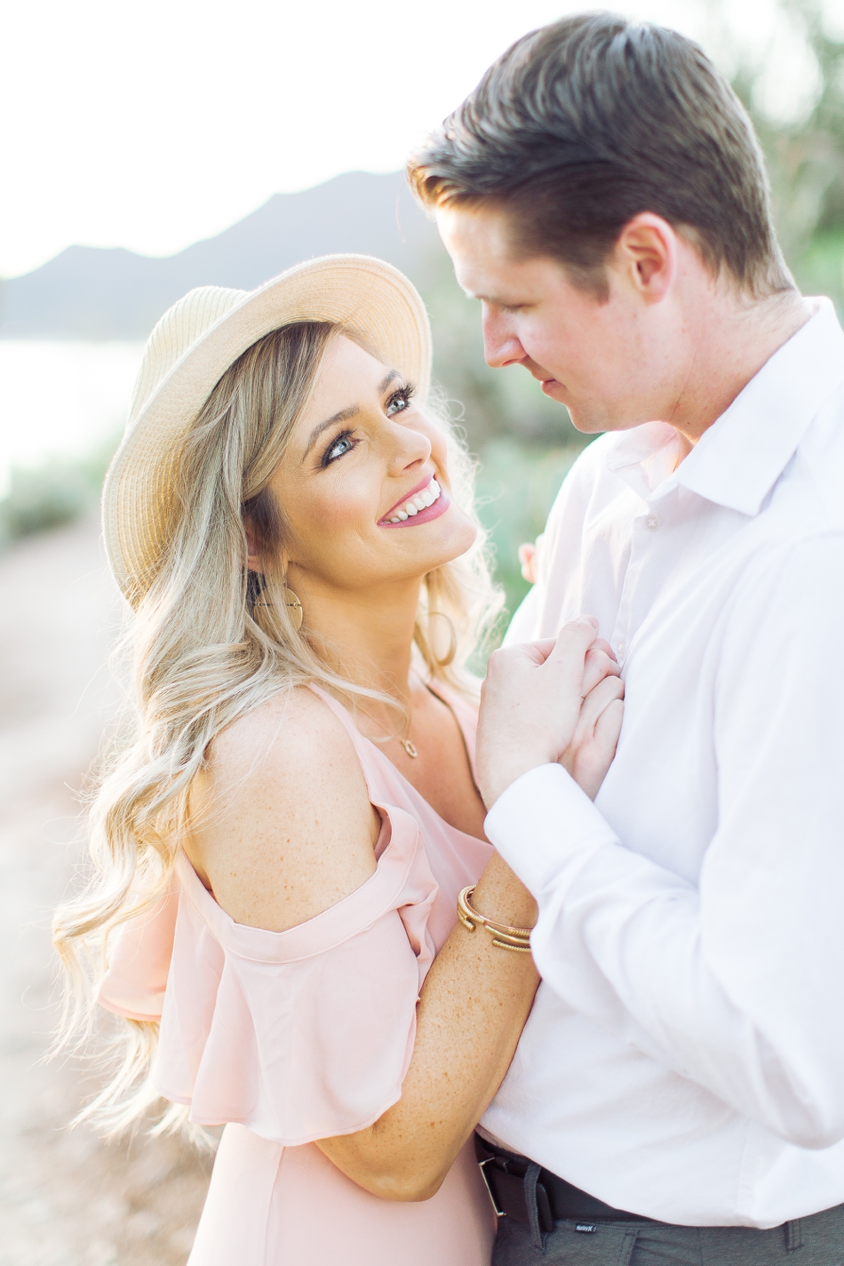 Jenna-and-Mike-Phoenix-Arizona-Engagement-Shoot-Lisa-Renault-Photographie-Destination-Wedding-Photographer_0036.jpg
